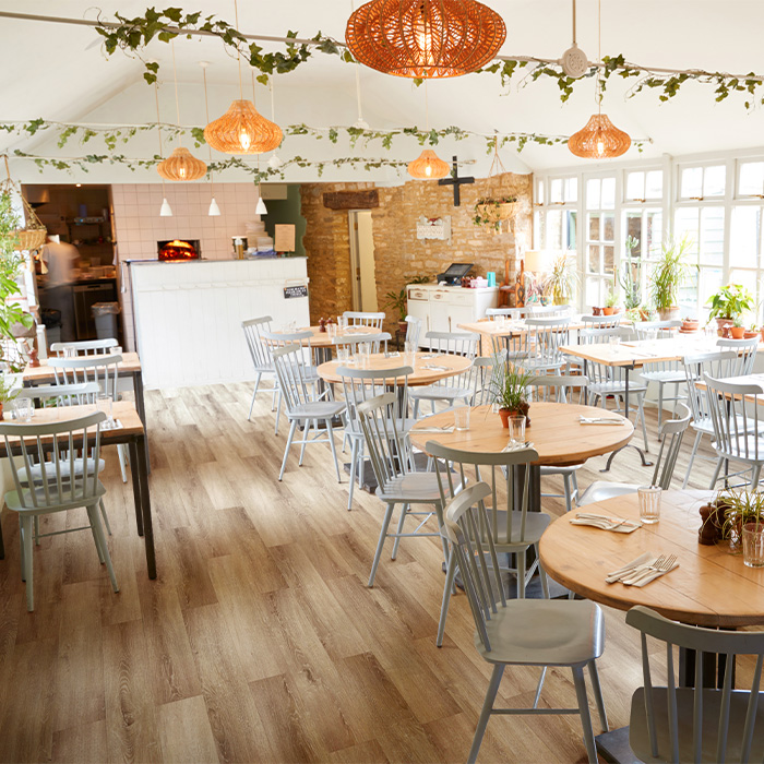 ミストウッドP ミストブラウン｜ビニル床材・機能性床材の通販