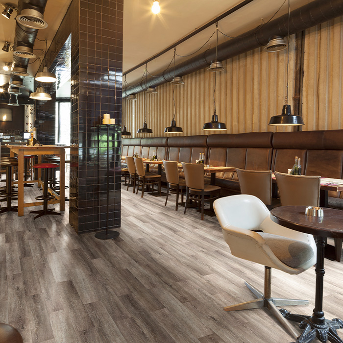 ミストウッドP ミストグレー｜ビニル床材・機能性床材の通販